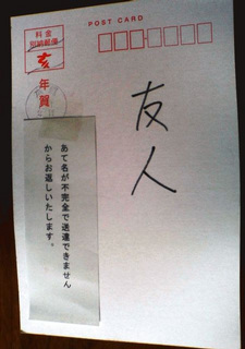 �y �N��� �z